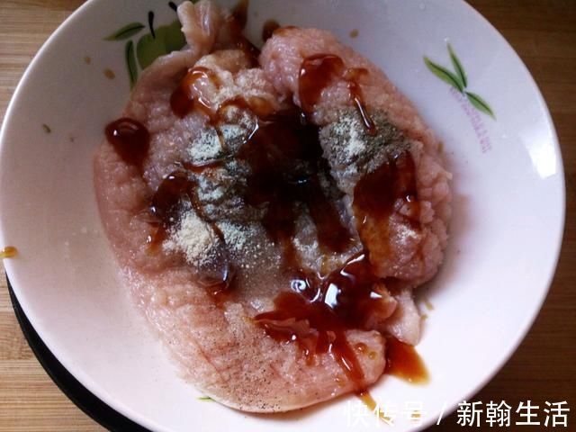 鸡肉|鸡排风靡大街小巷，自己动手就能做，只要会用烤箱就行
