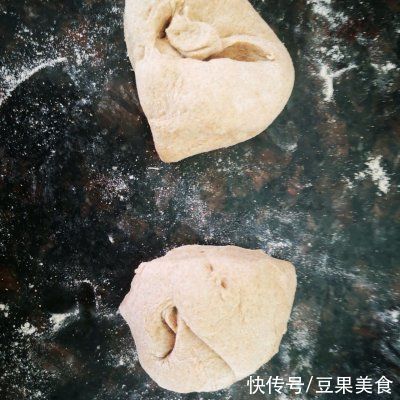 全麦粉|老少皆宜的无油减脂全麦豆沙饼，香软咸鲜，味美可口