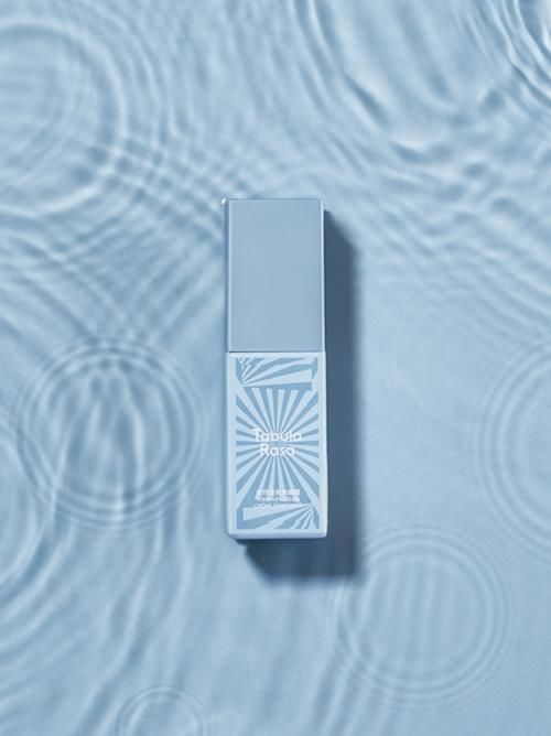 春日出行必备，Tabula Rasa助你打造光感少年肌