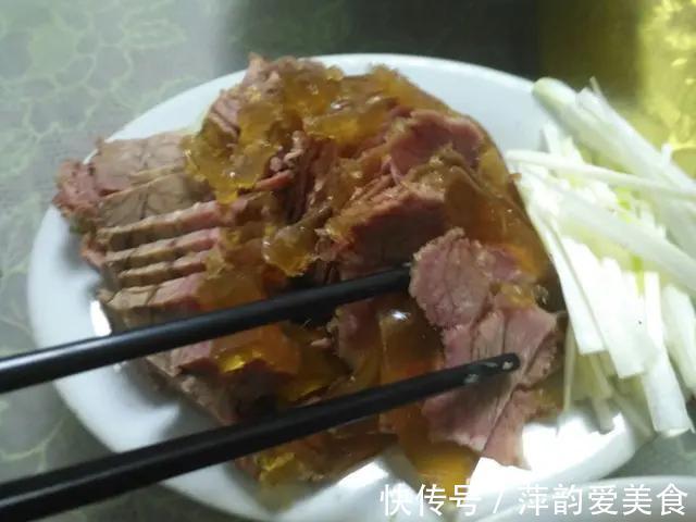 农村|和婆婆去农村吃满月酒,随礼500元,菜上桌后,抠门婆婆:亏大了