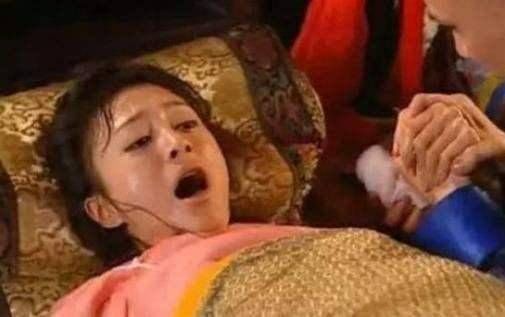 古代|古代生孩子,为什么接生婆只要剪刀和热水原因令人动容