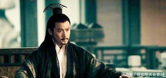 诸葛亮|空城计中诸葛亮除了抚琴,为何还让人城门口扫地,司马懿心领神会