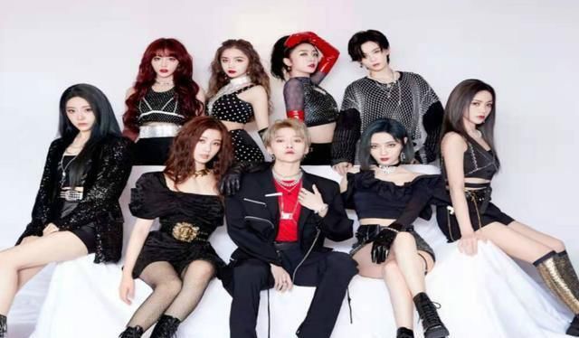 THE9更有熱度，硬糖少女只能甘拜下風(fēng)？楊冪用行動(dòng)論證這個(gè)定律！