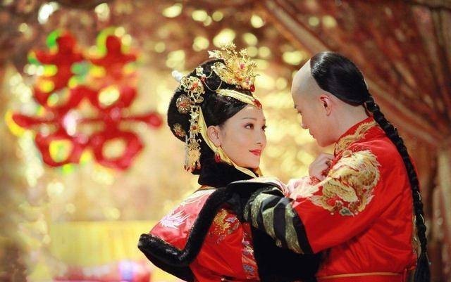 新婚夜|清朝用手帕验证新娘纯洁，溥仪新婚夜无计可施，小太监割血救驾