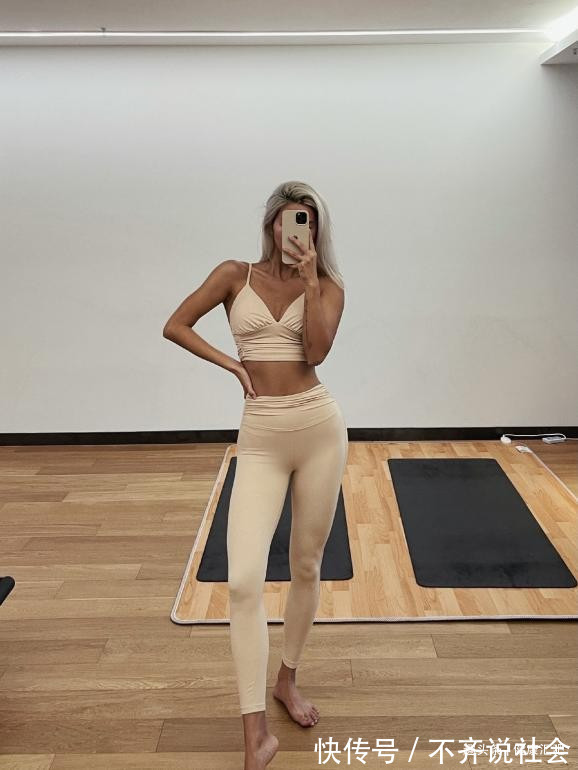 同款|健身模特徐梦婷,172的高挑身材,紧致有型,4个动作练她同款美腿