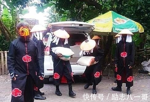 迪达拉|火影晓组织穿越到三次元世界,带土带头送米,佩恩在街头卖米