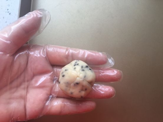 咸味点心一样可口，芝麻肉松麻薯包好吃又美味，几分钟学会
