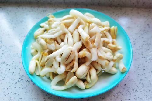 手软|秋季这食材不好买，焯水后加料一炒，鲜香脆爽又下饭，遇到别手软