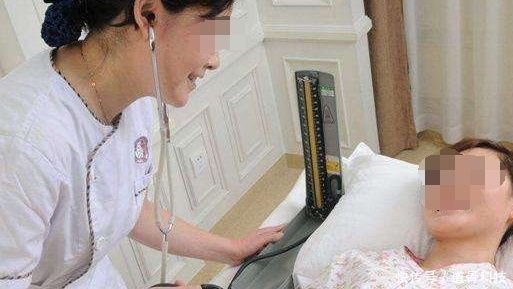 妈妈|妻子总说腹中4个月的宝宝会跳舞，家人起疑，医生幸亏来的及时