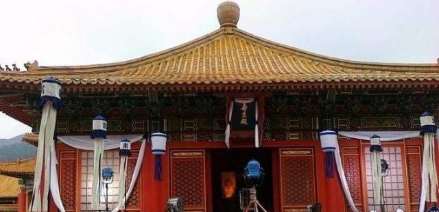 北京城里有一座专门给皇家死人使用的殿,那就是寿皇殿