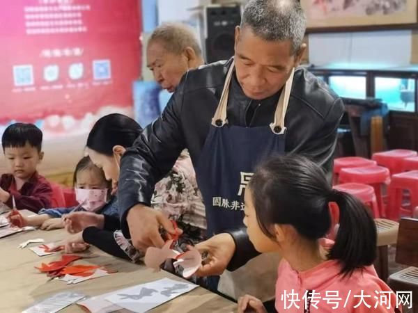 保护中心志愿服务队#有趣的志愿服务队｜看沉浸式非遗文化如何“圈粉”青年人