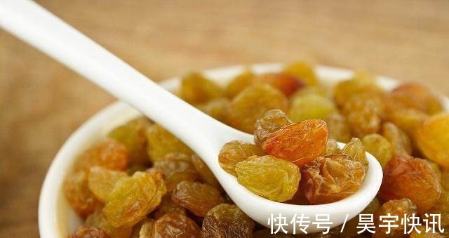 糖尿病人|葡萄干和“它”一起泡，每天喝一杯，祛湿排毒，肝脏也越来越健康