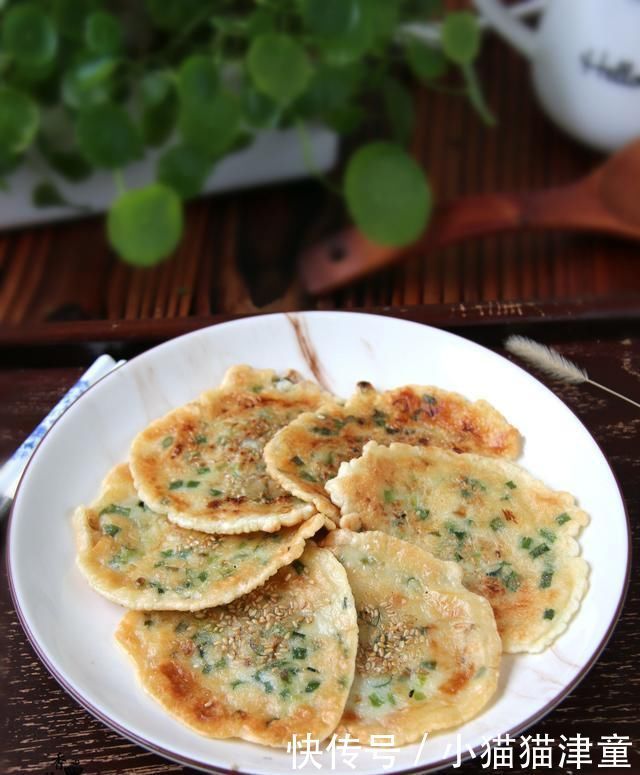 天天|儿子迷上这早餐,做法简便快速,脆糯咸香,天天让我给他做