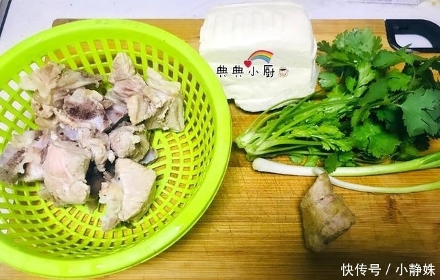 酸甜排骨|家常补钙菜,我每周都会烧一盘,孩子吃了,身高使劲长!