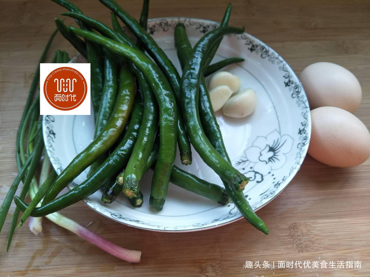 鸡蛋别再炒西红柿了,加它一起炒,加快身体代谢,减肥!