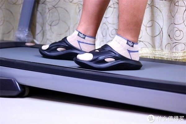 咕咚|一双缓震拖鞋怎么样，咕咚运动舒缓拖鞋来告诉你