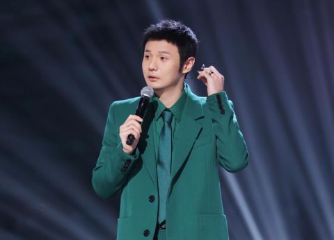 张露馨|李荣浩顶着被骂的风险教王靖雯投机取巧，结果对方不听话，太亏了