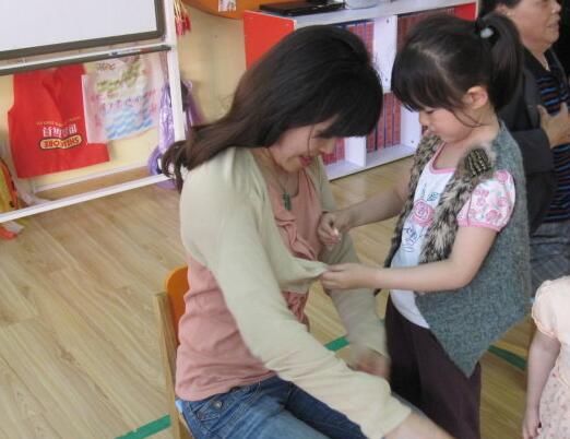 这4类妈妈，即使付出再多，也很难教育出优秀懂事的孩子