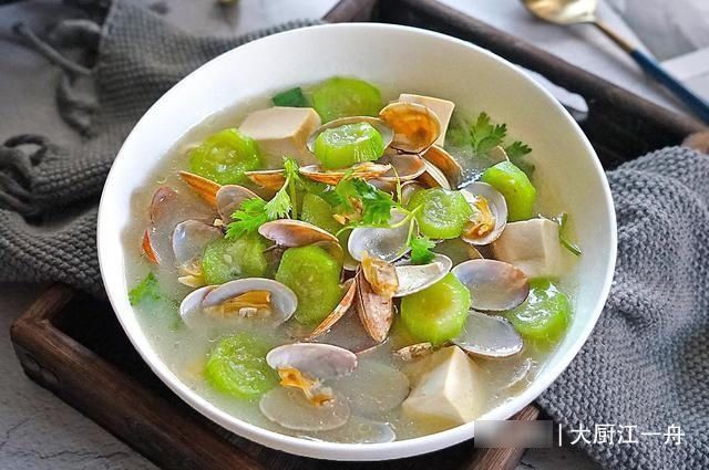 亲爱的|入秋后，多给家人做“1菜2汤”，营养实惠解秋燥，学不会可惜了