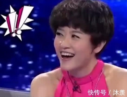 女孩嫌妈妈太漂亮抢风头,妈妈登台后全场沸腾,男主持人集体叛变