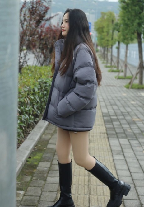 修饰 穿羽绒服不露腿?那你就大错特错了,学习这些露腿穿搭一样很美!