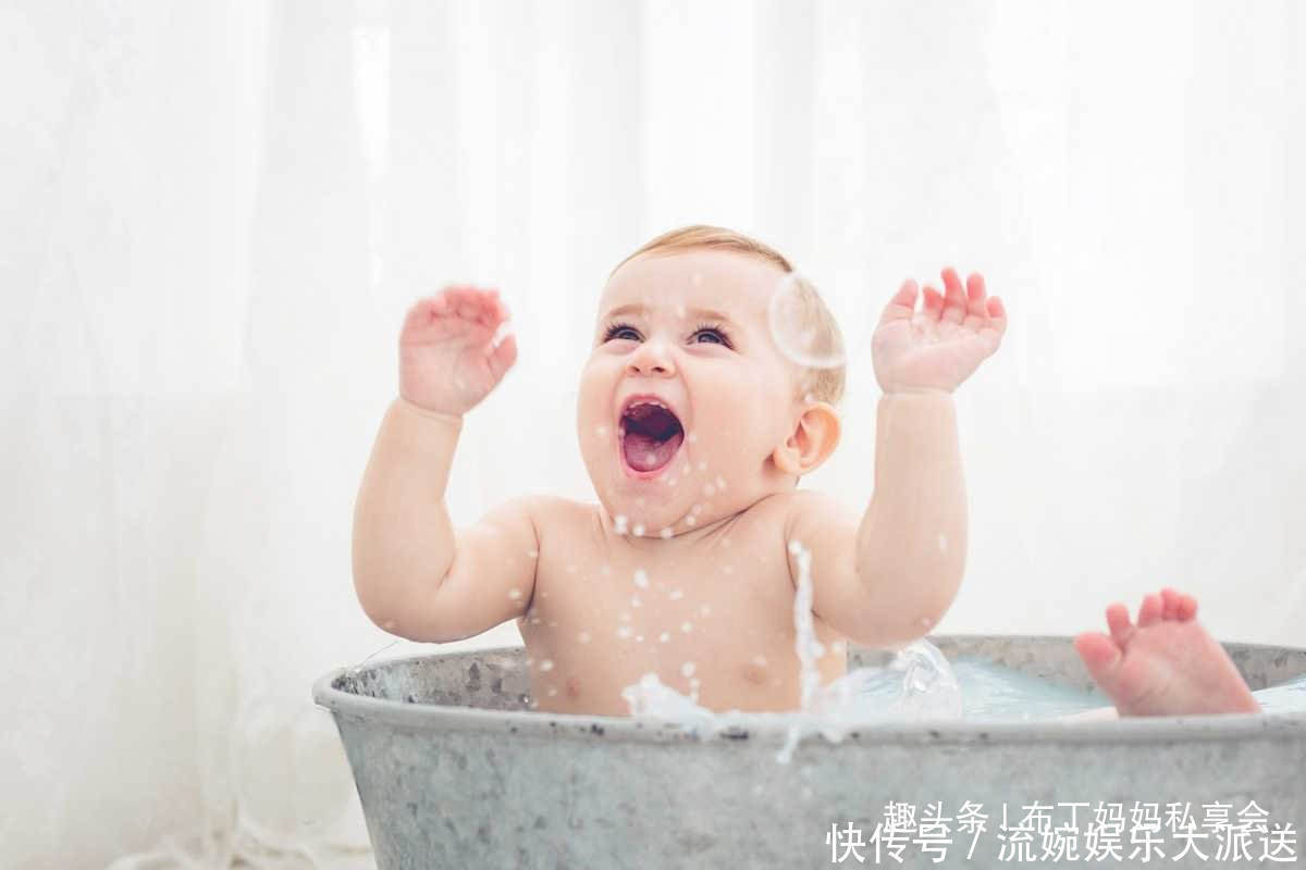 汗液|夏天炎热孩子容易生痱子怎么办父母做好预防工作,孩子安然度夏