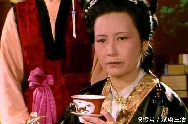 嘲讽@林黛玉那么善良,为何会三番两次嘲讽刘姥姥看懂后你一定会为她鼓掌