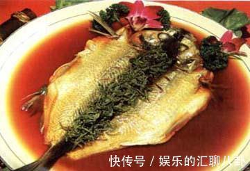 新徽式蒸白鱼|美食推荐:鸡腰焖猪尾、泰汁拌木瓜、新徽式蒸白鱼制作方法
