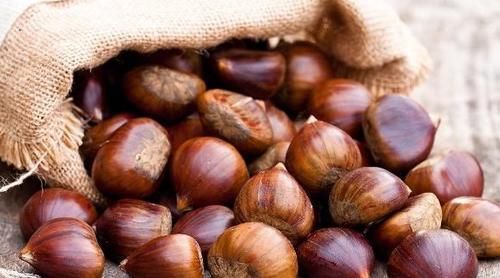 葡萄干|孕期,孕妇尽量多吃4种“零食”,或许对母子都好