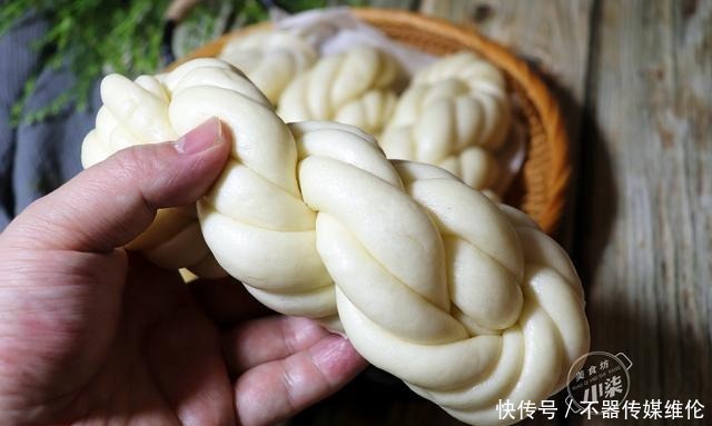 做法|奶香麻花的做法,不发面,不油炸,暄软香甜,比花卷更好吃