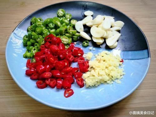 秋天，吃肉不如吃它，少吃猪肉多吃它，比肉营养，鱼干了孩子也爱吃