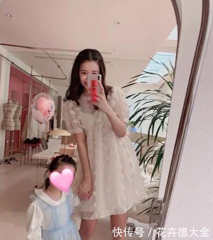 姐妹|母女神似萝莉姐妹,显嫩宝妈双马尾发型,宝爸:她真的是我老婆