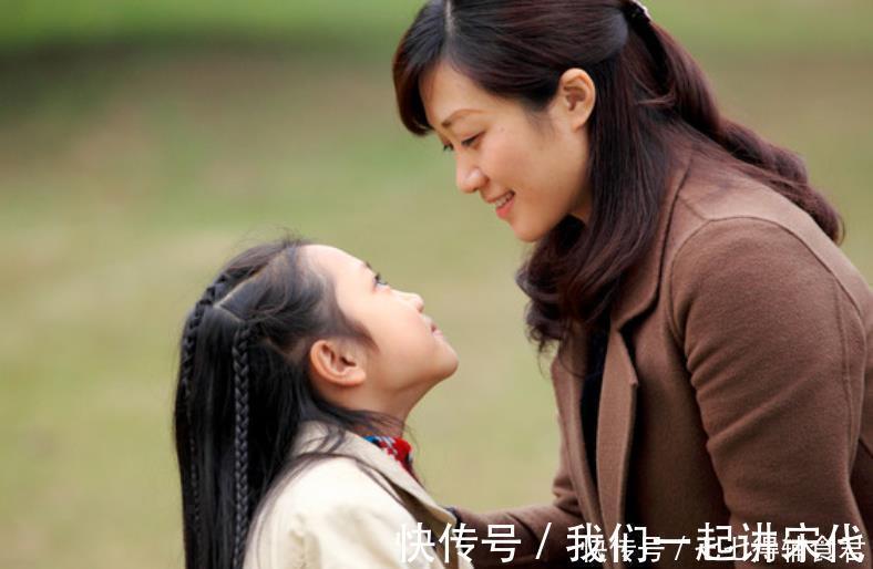 亲子关系|孩子埋怨作业多,妈妈的两种不同做法,孩子过上了两样不同人生