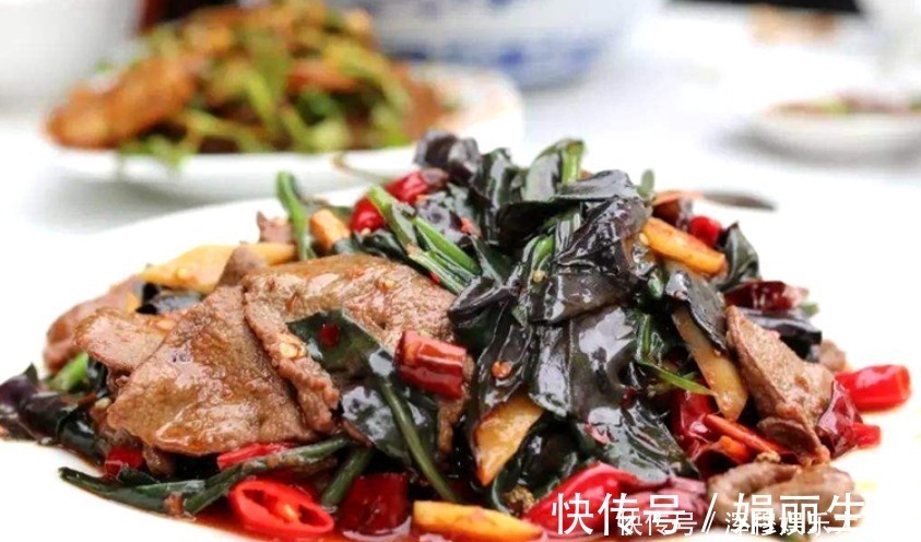 皮菜|天然的“补血菜”找到了，每天炒一盘，补血养血，手脚不再冰凉