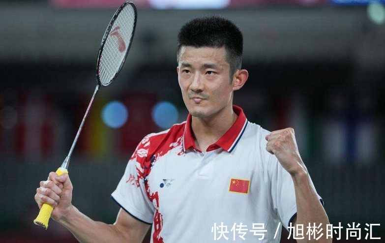 王适娴|湛龙晒一家三口合照,娇妻基因强大,儿子像世界冠军妈妈颜值出众