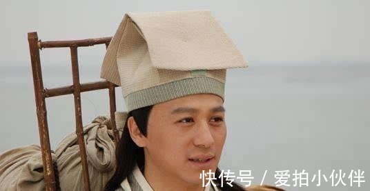 老汉&老汉一上联“一人一碗一口锅”,下联一出,令人暗暗称奇