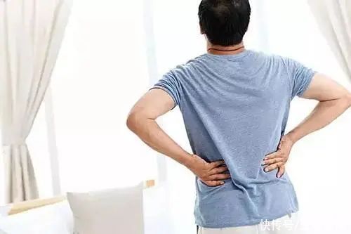 对症治疗|站久了就腰痛？医生提醒您：多是身体这2个地方出问题了