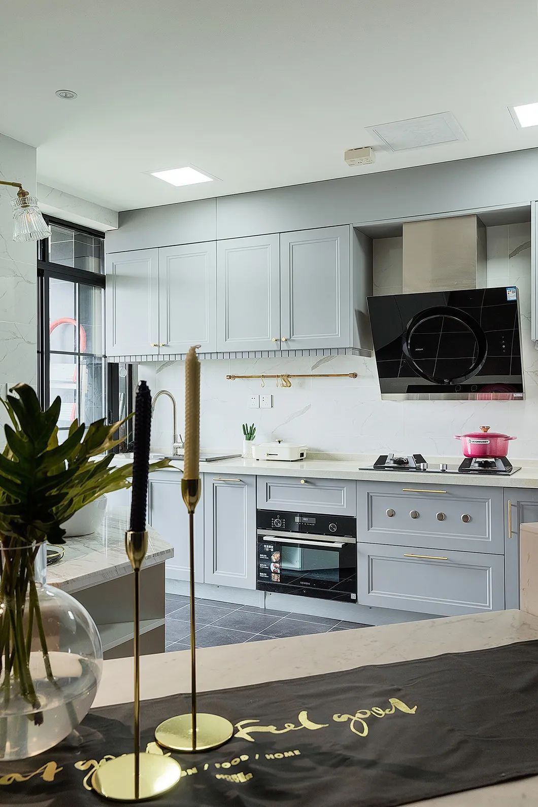 空间|50㎡现代小资范，一个人住的小房子，也能活出精致浪漫的气质