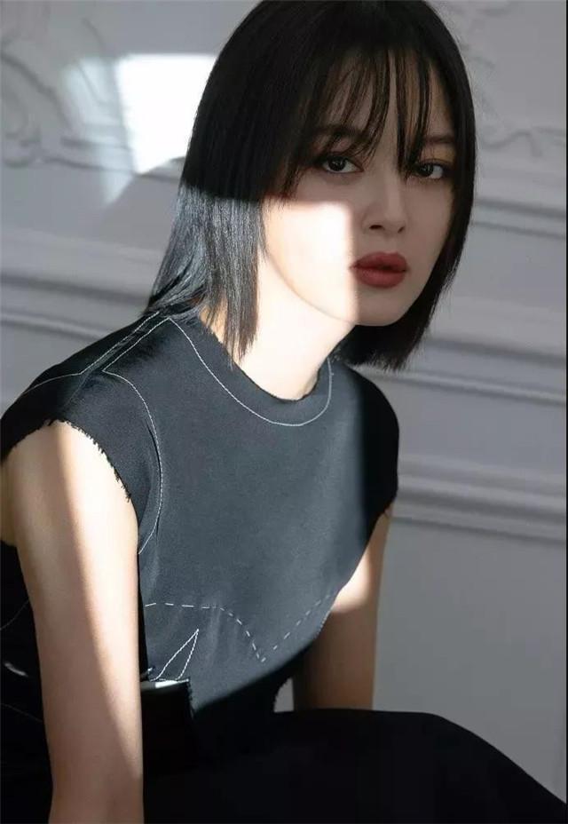 女孩们 女人不管颜值有多高,这些发型最好别剪,显老又土气,尤其第2种