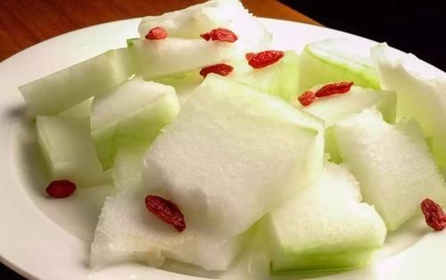 花30块钱做了5道菜，经济又实惠，全家人都吃到打嗝，来看看是啥