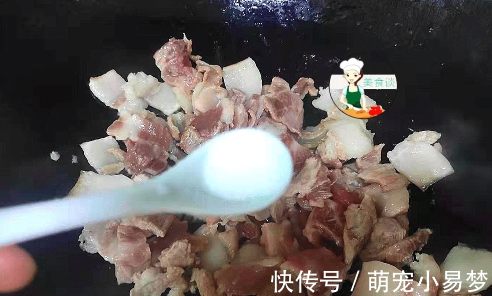家常版|入冬后，最馋这道菜，比回锅肉还香，每回炒一盘，一锅米饭不够吃