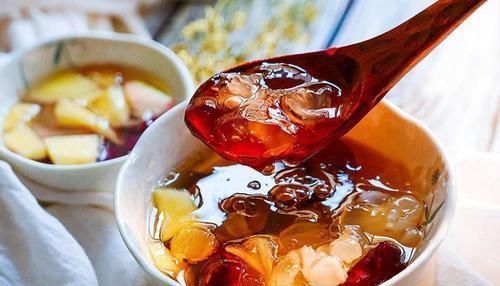 乳房|乳腺增生遇见“对手”了,女人经常喝一杯,疏通乳腺、远离增生