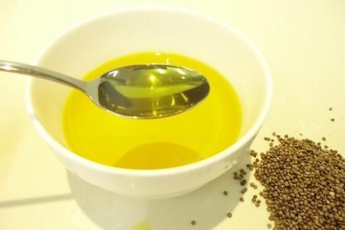 医生|坚持每天吃坚果，就能降血脂？医生告诉你答案，看完涨知识了