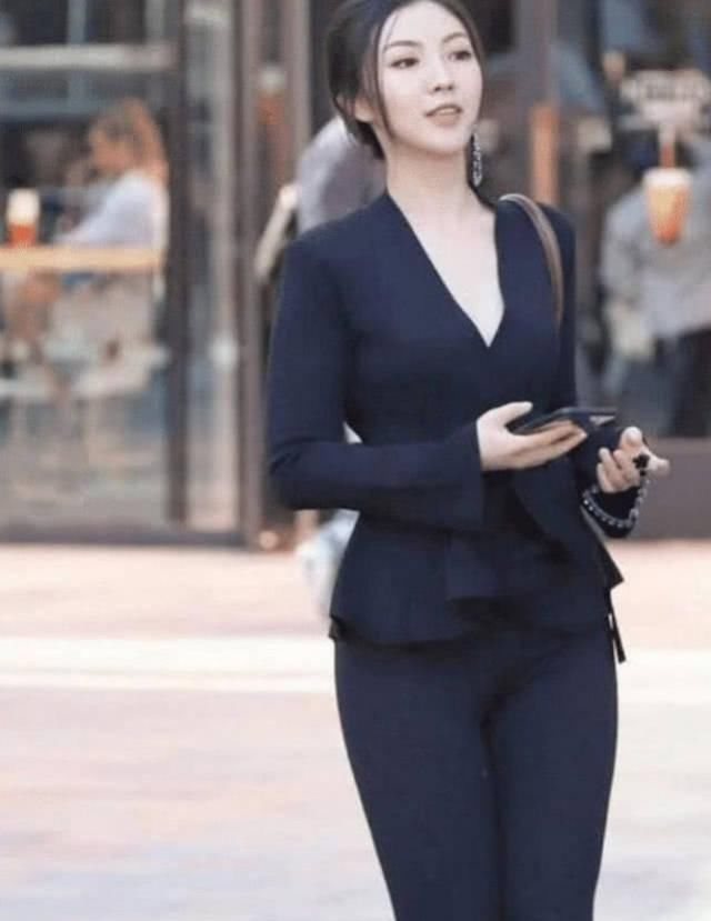 宠儿|爱上这位“辣妈多肉”,黑色职场勾勒迷人线条,网友微胖界宠儿