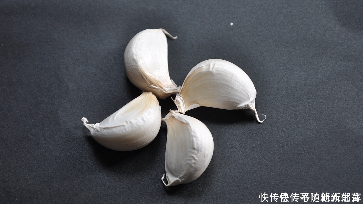 软化血管|大蒜和它“天生一对”,每天吃一点,软化血管,血栓或许绕路走