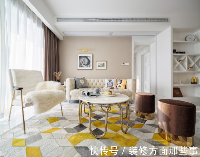 卫生间|99平欧式风三居室,亮黄菱形低碳给极简欧式碰撞出不一样的色彩