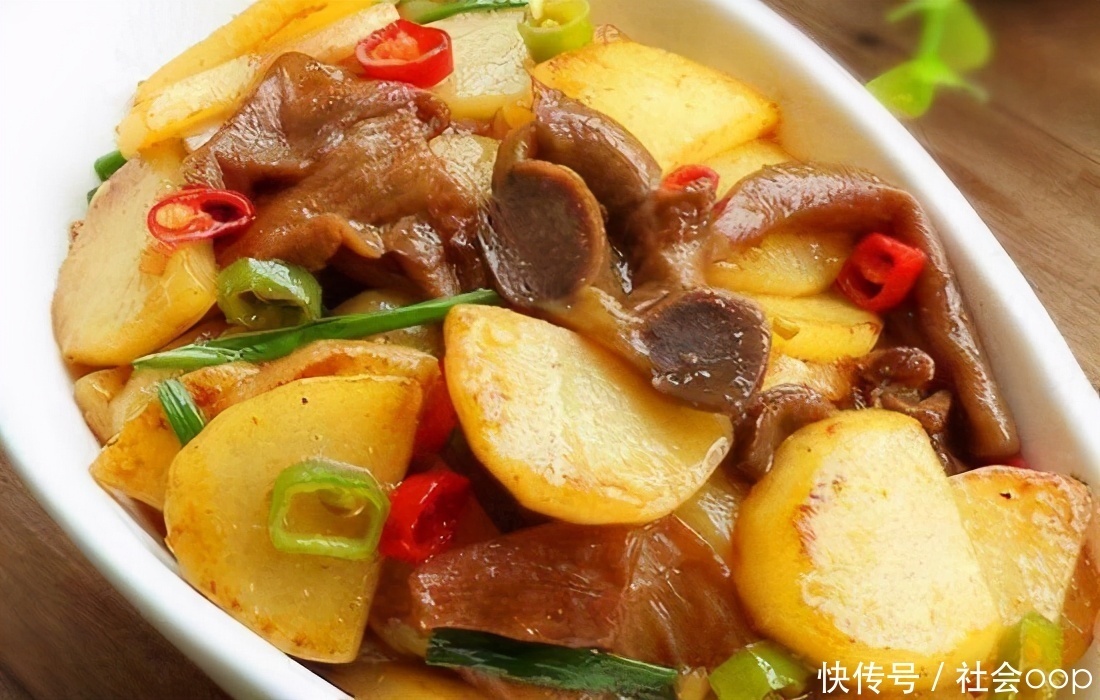 女性想要皮肤好常吃3种美食,清热排毒,安神助眠,早喝早受益