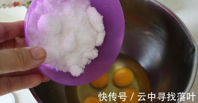 无盐黄油|奥利奥夹心纸杯蛋糕家庭版做法,好吃可口,几分钟就能学会!