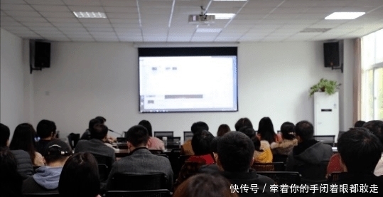 人文学院开展话剧《林则徐》导赏会