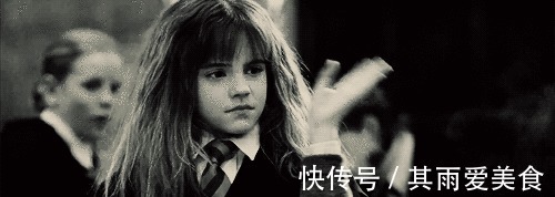 熟悉的味道|当女神脱下球鞋后,原来气味也会那样的酸爽